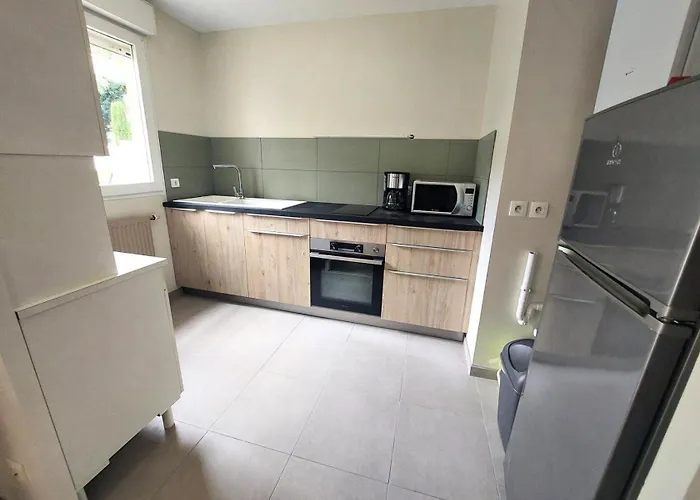 アパート Les Sycomores - Spacieux Avec Sa Grande Terrasse De 50m² ! Mae-2661 エクスレバン